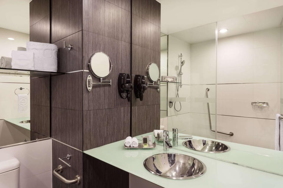 Bathroom, Photo of the whole room, On site