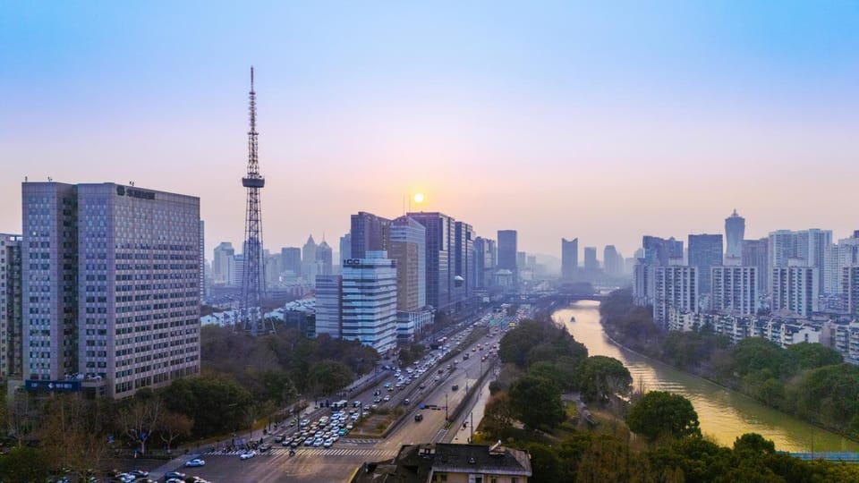 Nearby landmark, Sunrise, Sunset