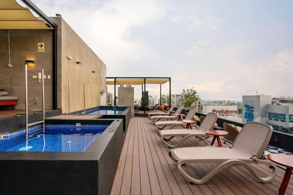 Balcony/Terrace, Swimming pool