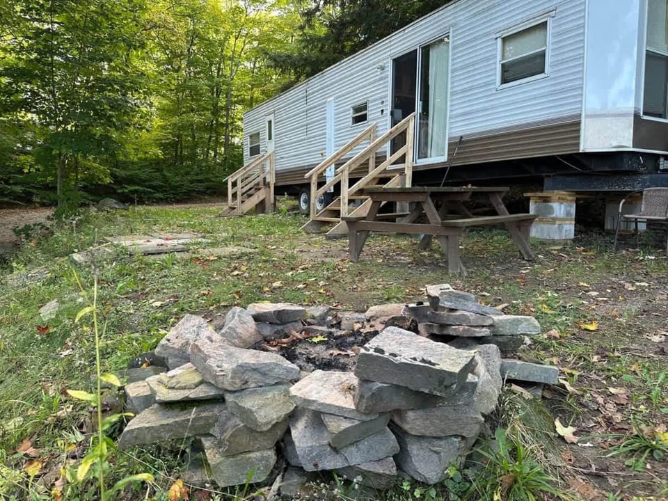 Lakefront RV Cottage in Parry Sound #14 Campground/ 
RV Resort in Parry Sound