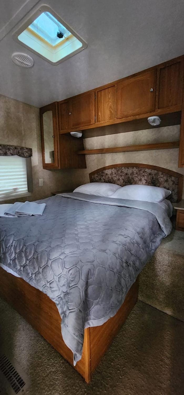 Lakefront RV Cottage in Parry Sound #2 Campground/ 
RV Resort in Parry Sound