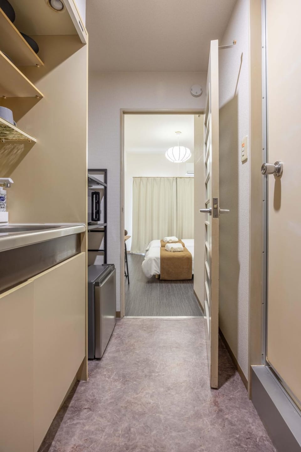 Bed, Kitchen or kitchenette, Photo of the whole room, Bedroom