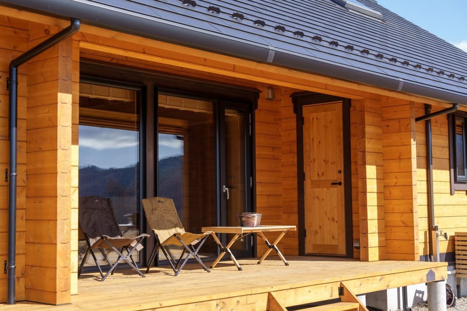 Property building, Balcony/Terrace