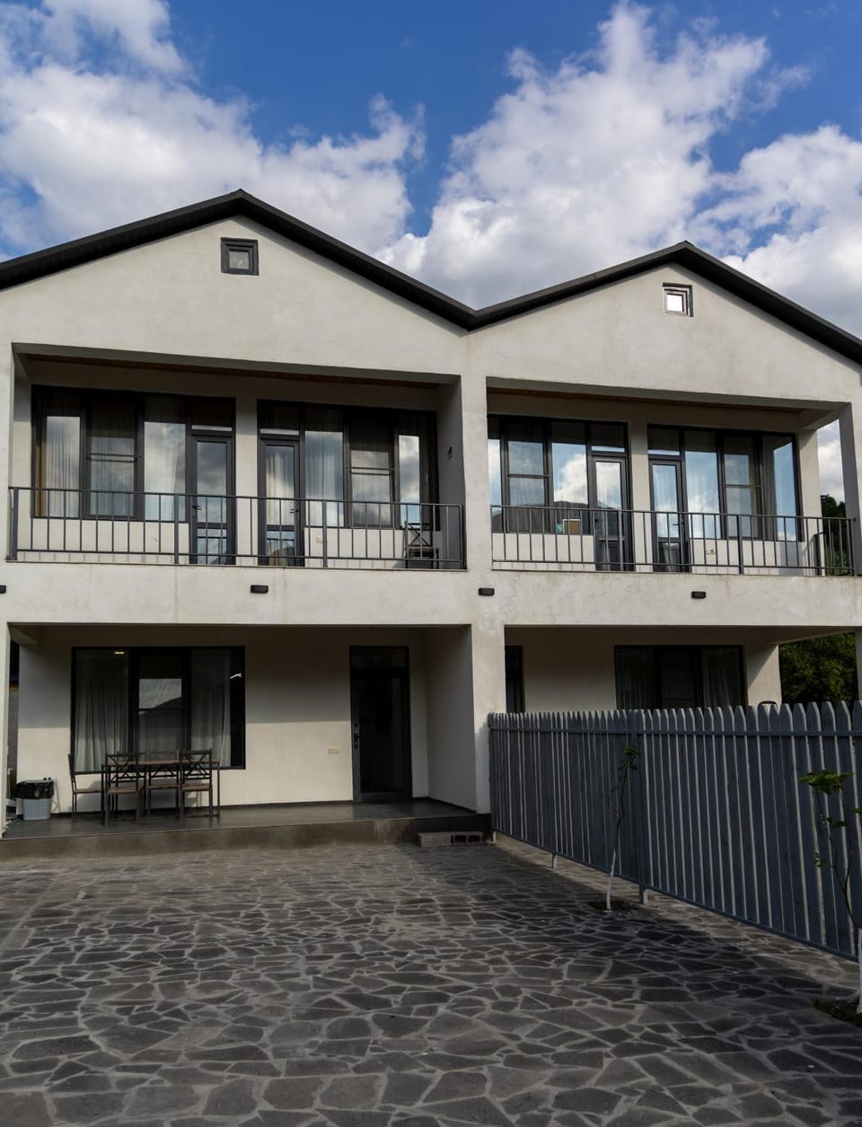 Property building, Balcony/Terrace