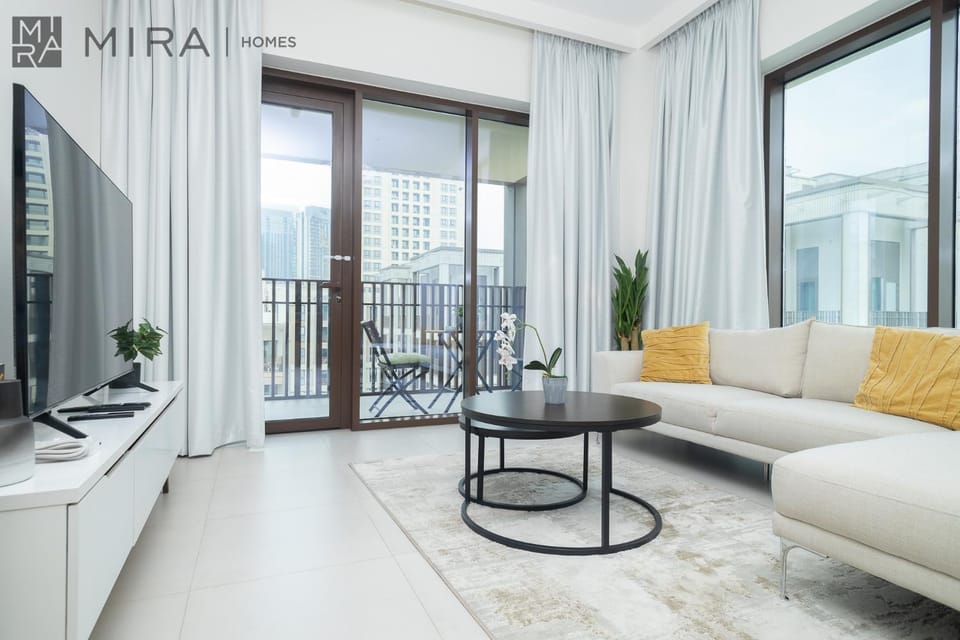 TV and multimedia, View (from property/room), Balcony/Terrace, Living room, Seating area
