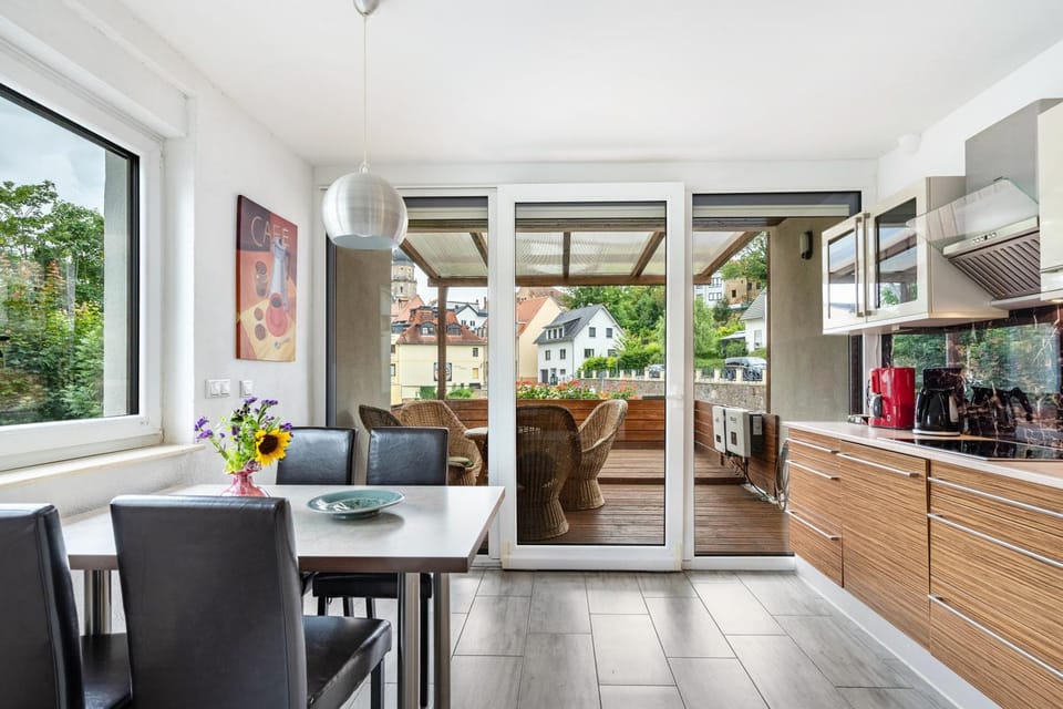 Property building, Kitchen or kitchenette, Living room