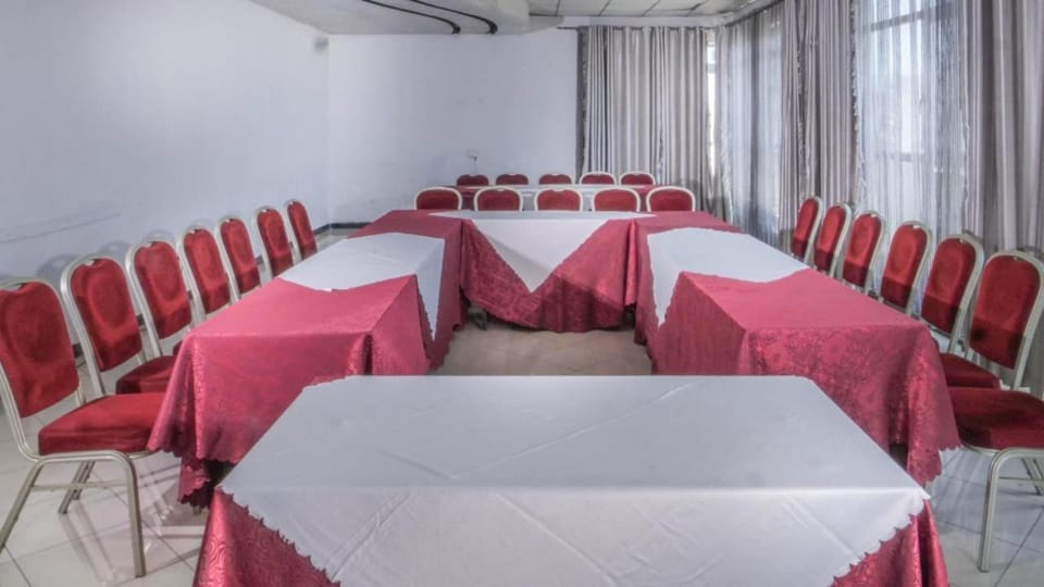 Meeting/conference room