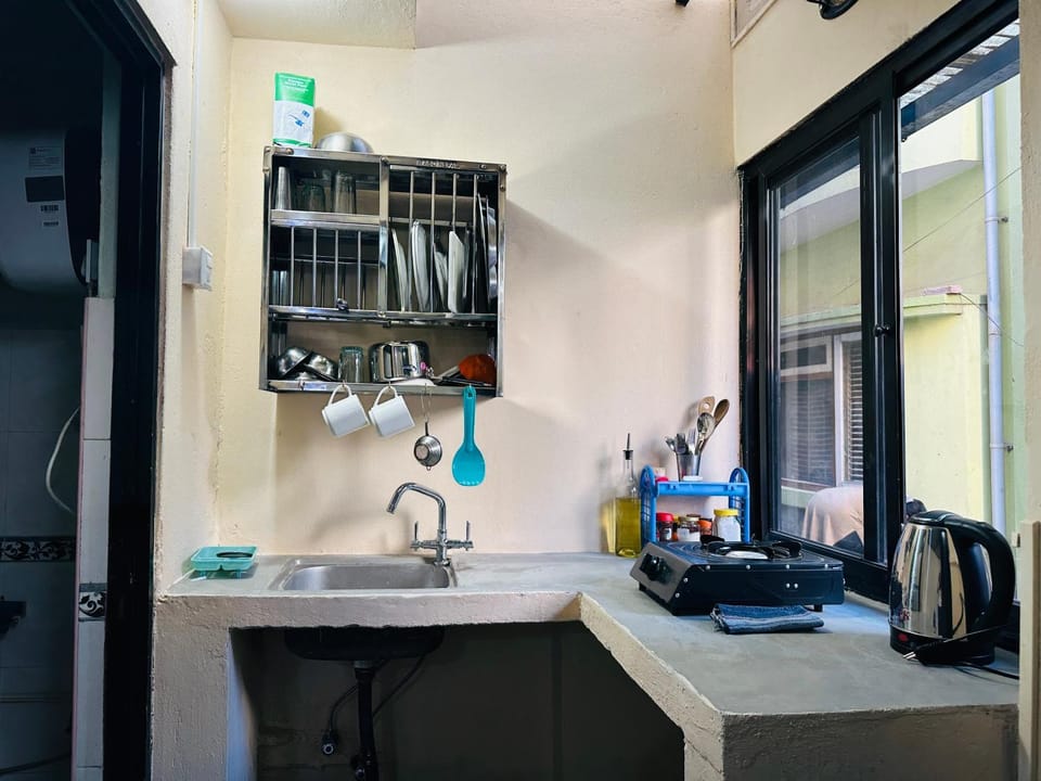 Coffee/tea facilities, Kitchen or kitchenette