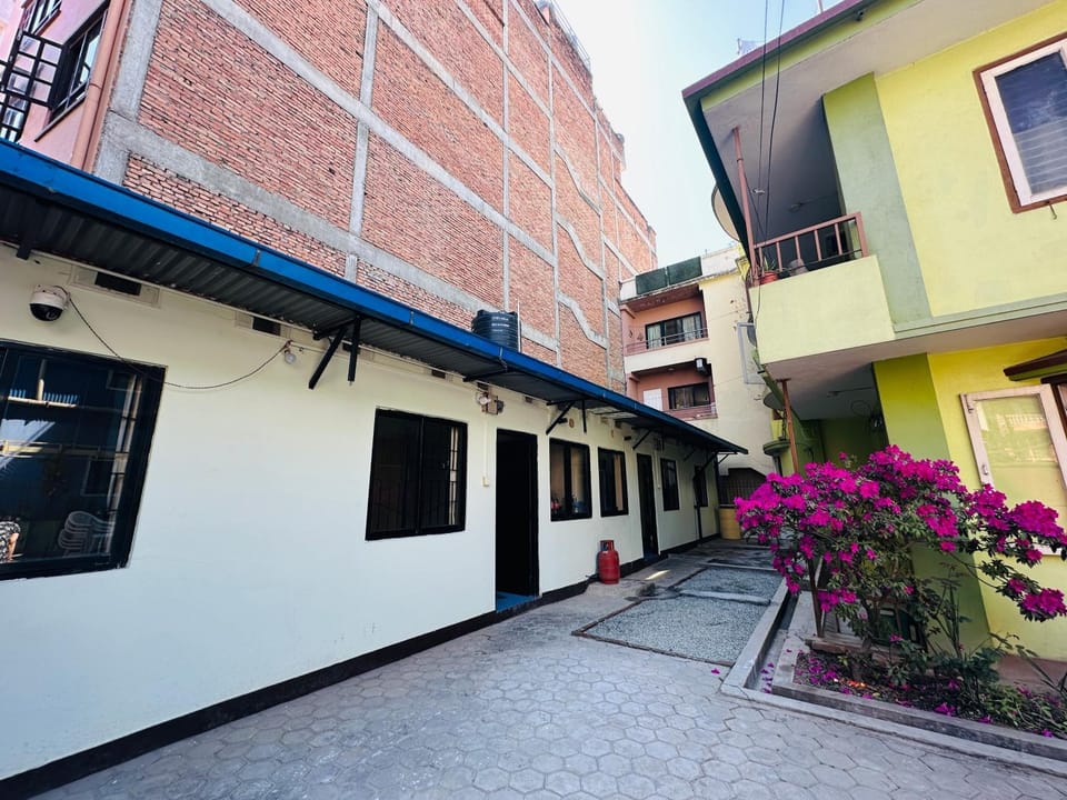 Property building, Day