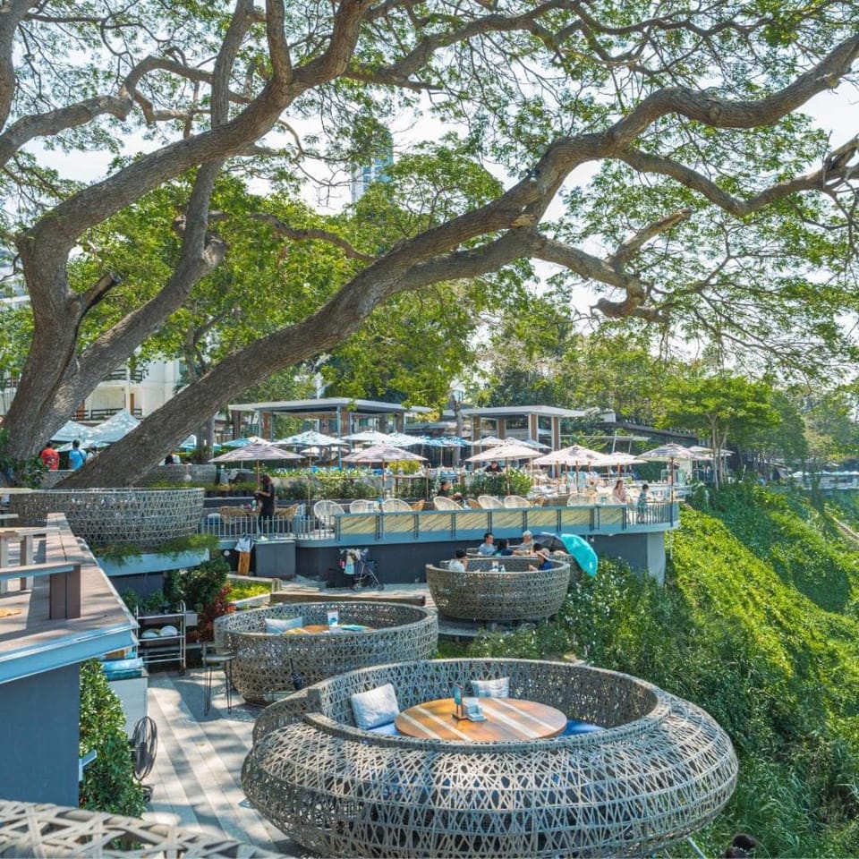 Sea View Room Luxury Amenities Apartment in Pattaya City