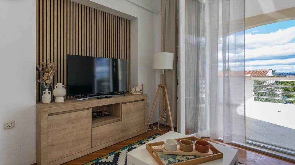 TV and multimedia, Balcony/Terrace, Evening entertainment