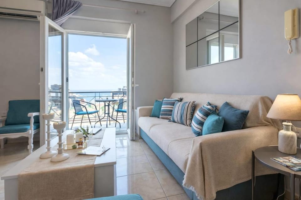 View (from property/room), Balcony/Terrace, Living room, Seating area