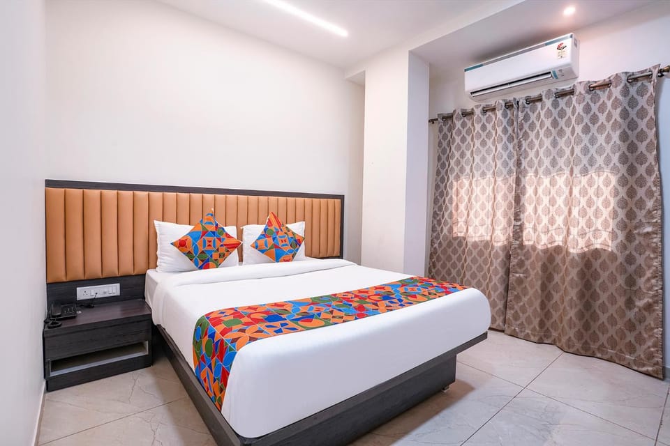 Bed, Bedroom, air conditioner