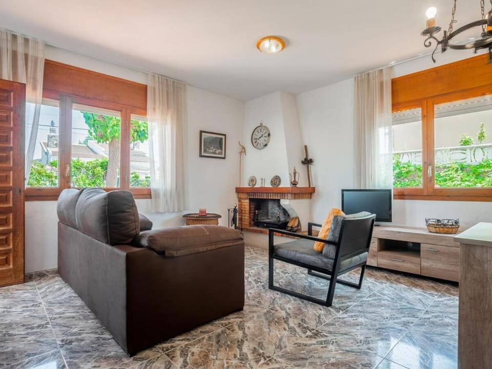 Preciosa casa con un enorme jardín Apartment in Baix Penedès