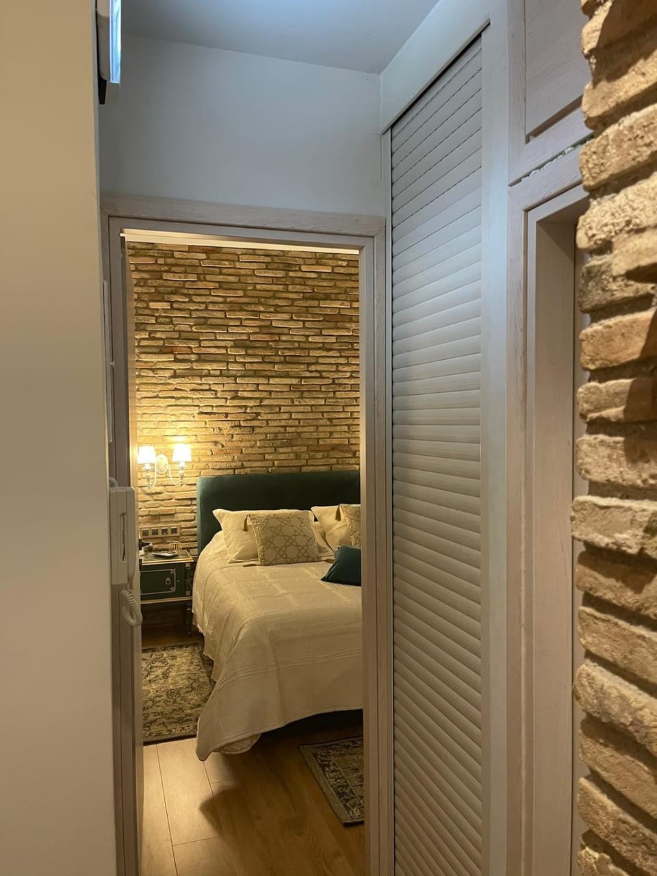 Brick house Apartment in Athens