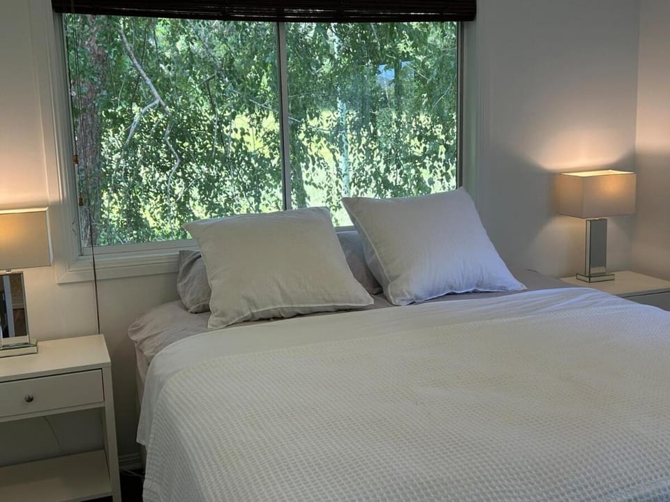North Bank Cottage House in Bellingen