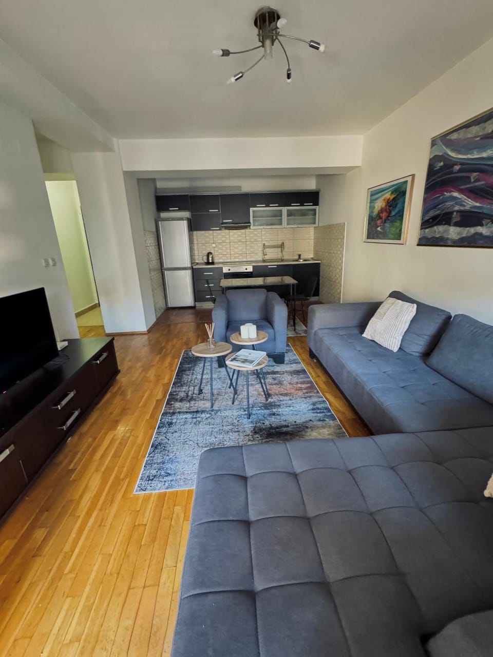Communal lounge/ TV room, Living room, Seating area