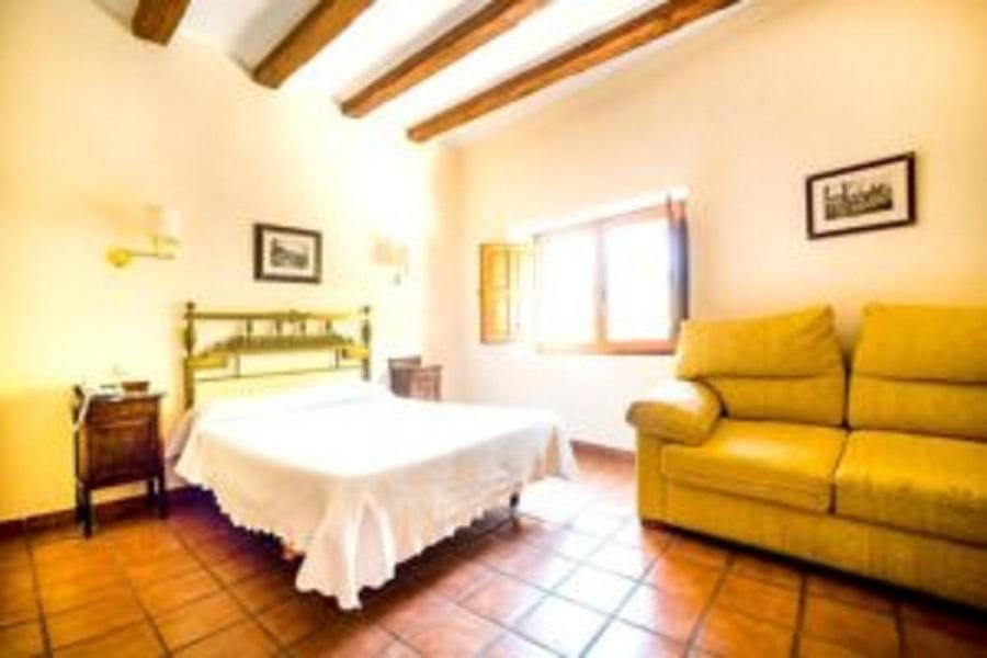 Bed, Living room, Photo of the whole room, Bedroom