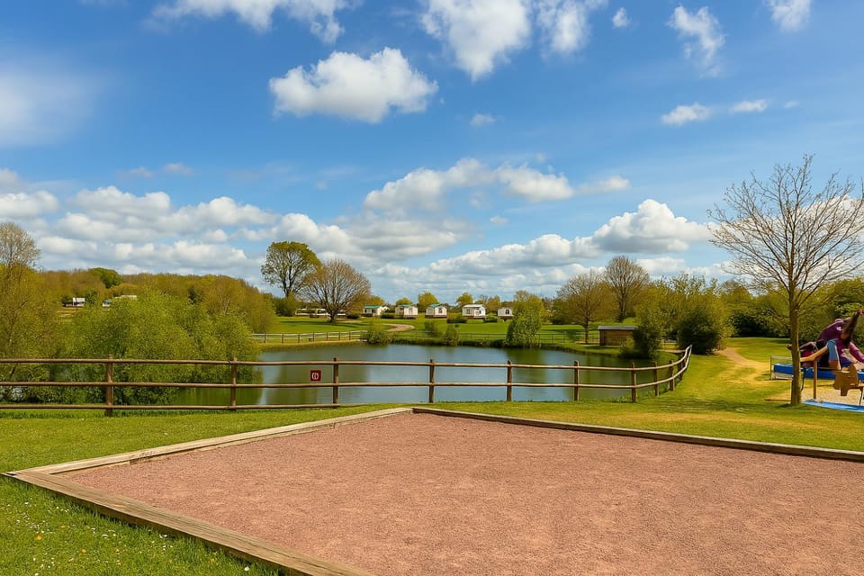 Nearby landmark, Lake view