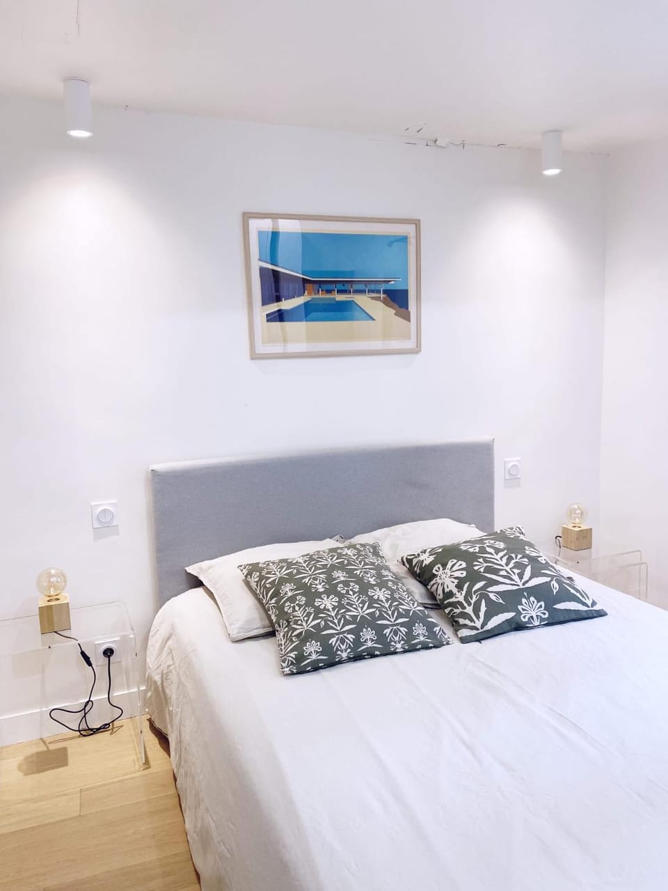 Bed, Bedroom