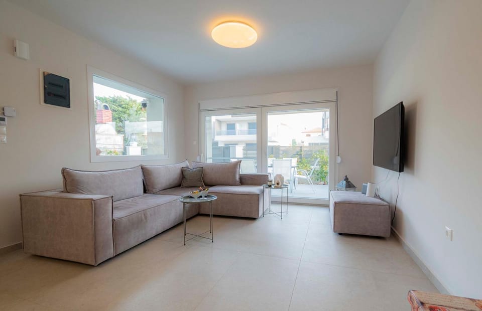 TV and multimedia, Living room, Photo of the whole room, Seating area