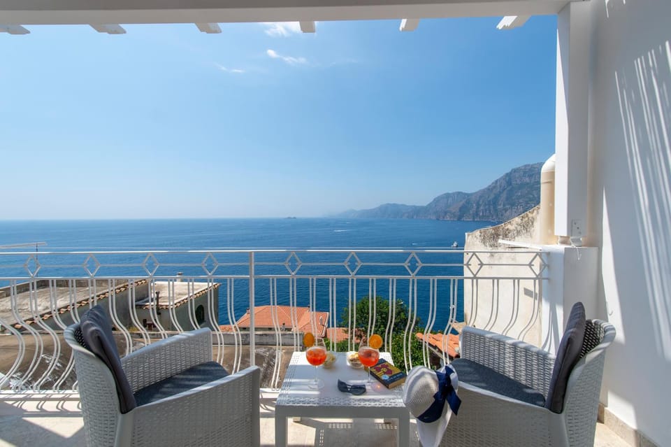 Sogno di Tina, on the way to the beach Apartment in Praiano