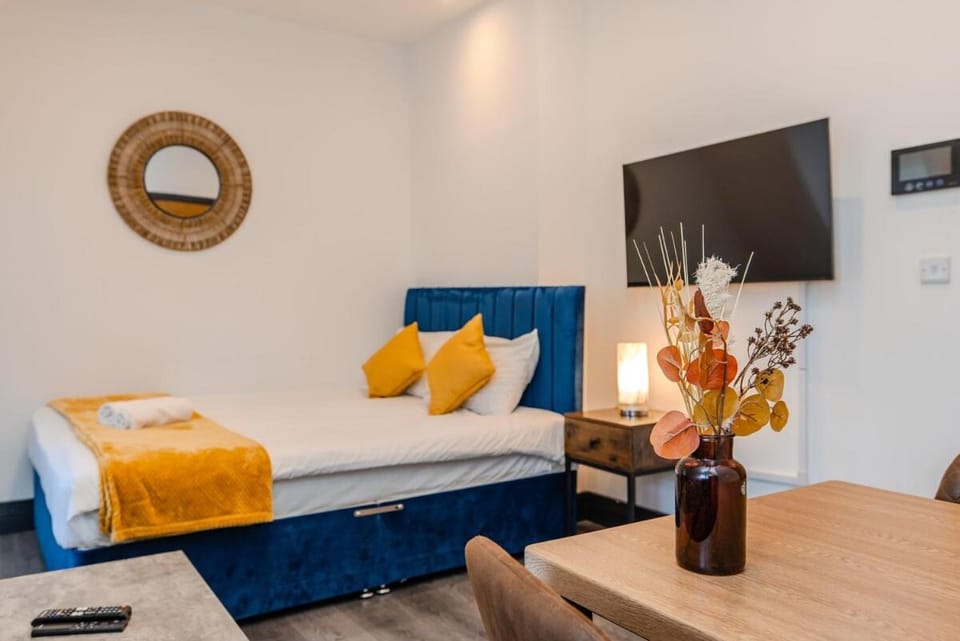 Modern studio 1 minute to Beach Apartment in Brighton