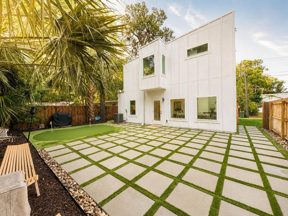 Patio, BBQ facilities, Garden, Minigolf