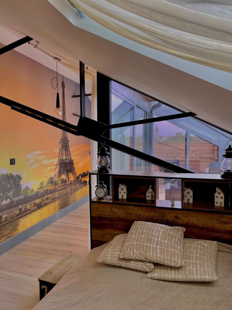 Studio Eiffel Apartment in Grand Est