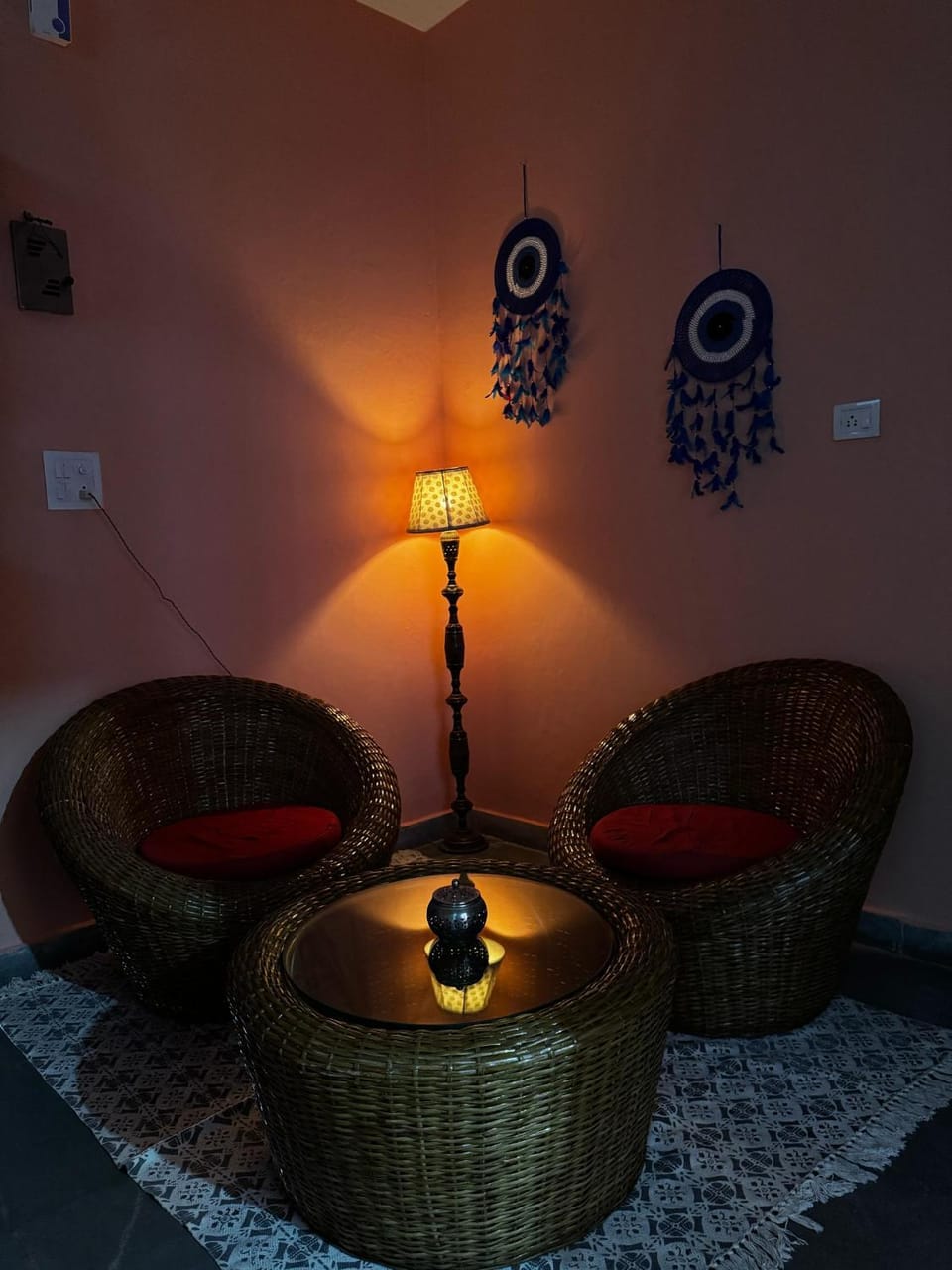 Living room, Seating area