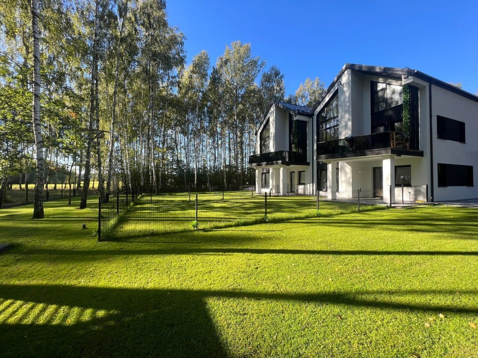 Property building, Spring, Day, Natural landscape, Garden, View (from property/room), Garden view