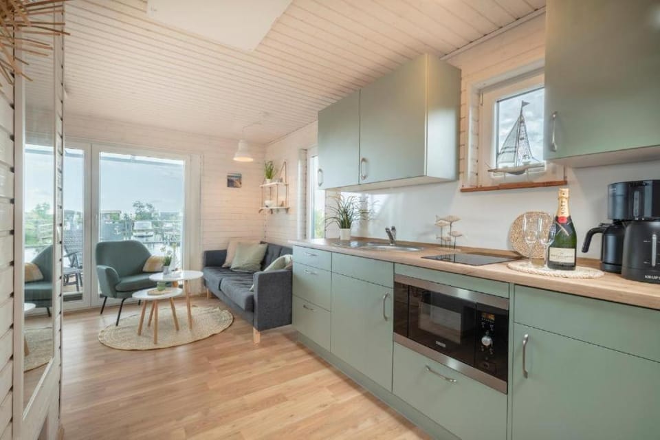Hausboot Rán mit Dachterrasse in Schleswig House in Schleswig
