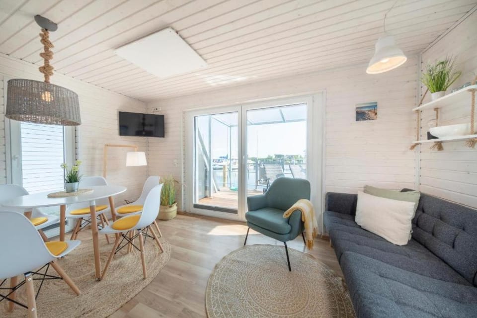 Hausboot Rán mit Dachterrasse in Schleswig House in Schleswig