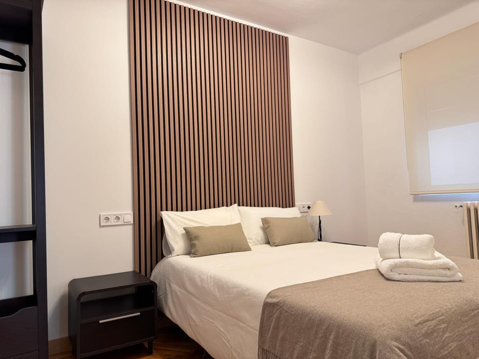 EscapadaBurgos, Eco de Ayer , el descanso que necesitas, más asequible Apartment in Burgos