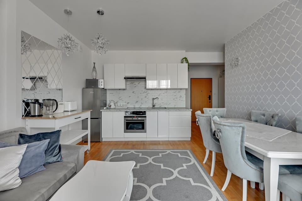 Kitchen or kitchenette, Living room, Seating area, Dining area, dishwasher, oven, stove