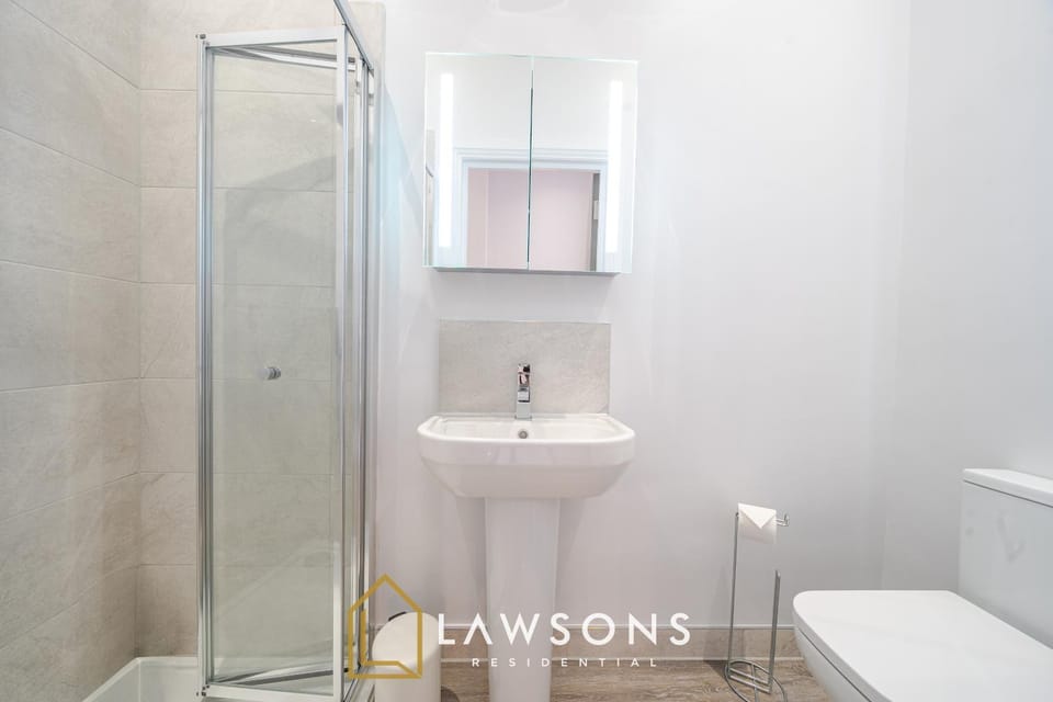 Modern 3-Bed Apartment Near Southsea Beach Apartment in Portsmouth