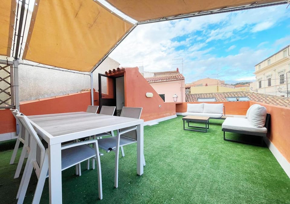 Property building, Patio, Day, View (from property/room), Balcony/Terrace, Living room, Seating area, Dining area