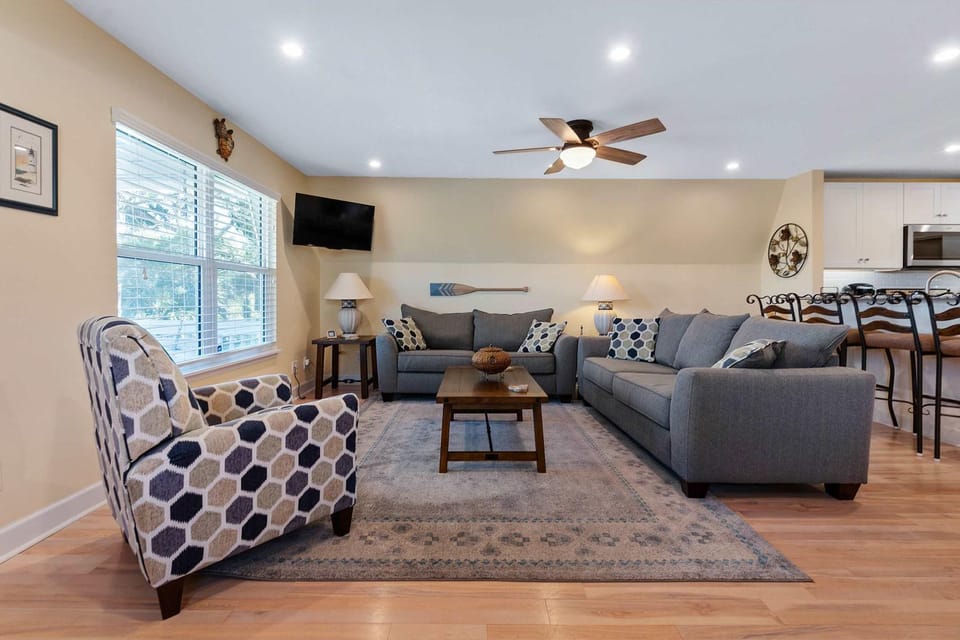 Lighthouse Loft l Marshfront l Walk to Downtown House in Saint Augustine