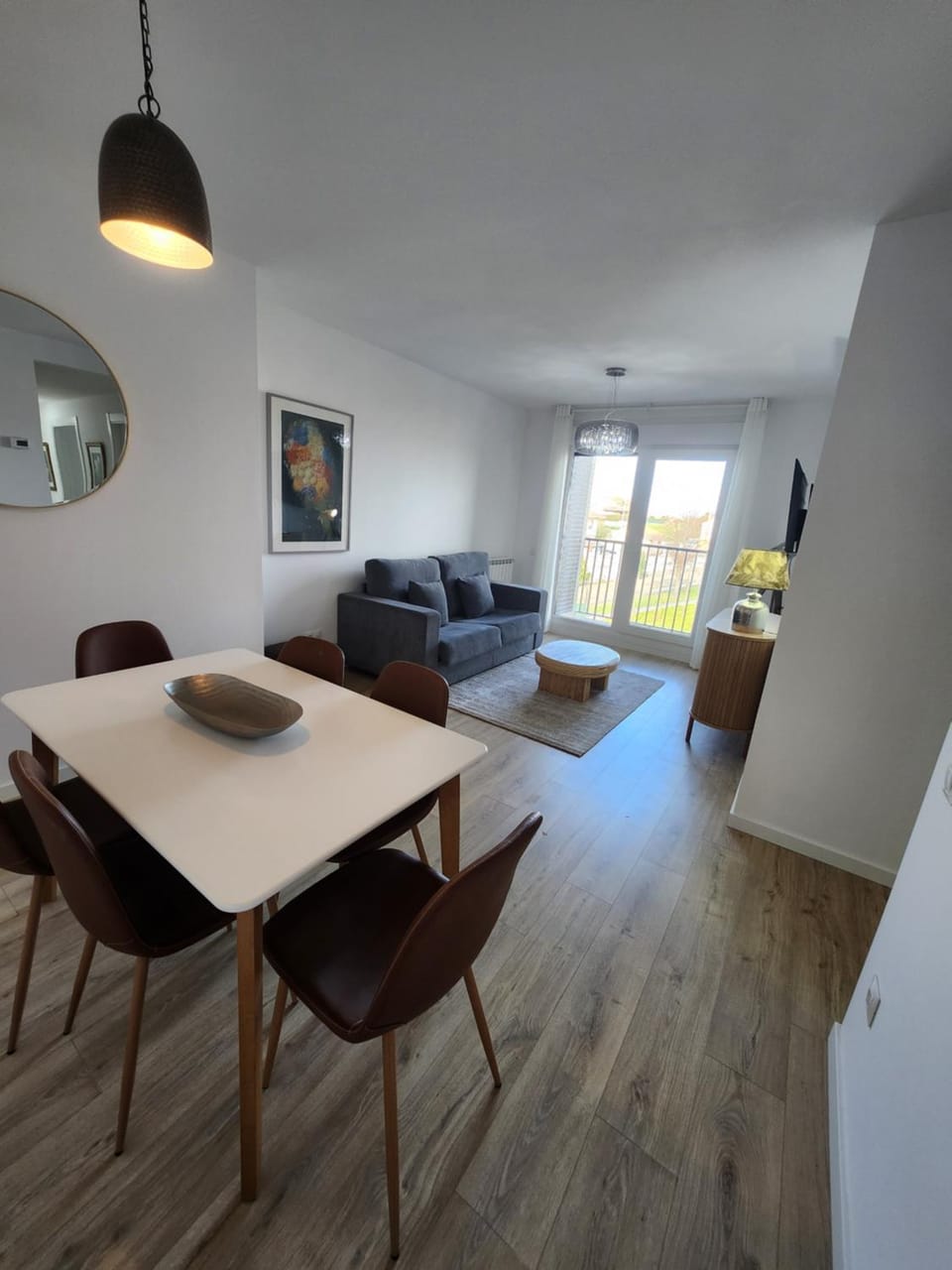 Living room, Dining area