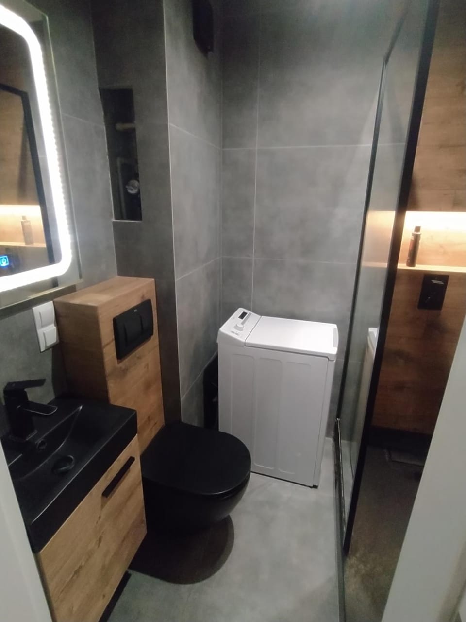 Bathroom, washing machine, dryer