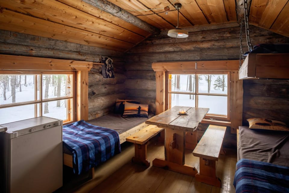 Bed, Photo of the whole room, Seating area, Dining area, Bedroom