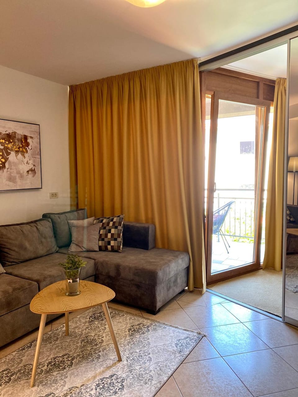 Living room, Seating area