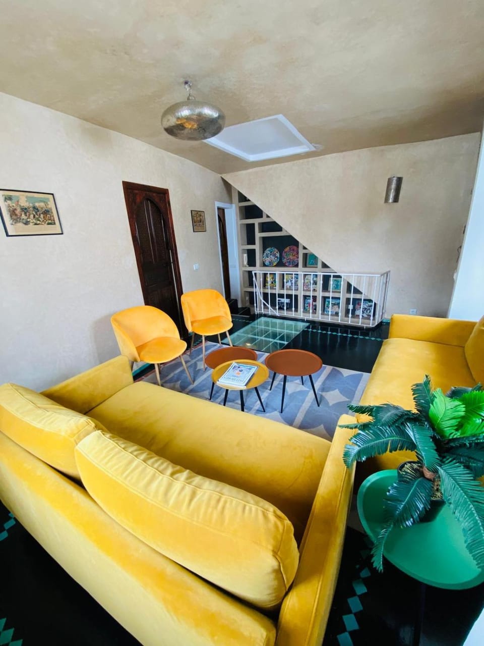 Communal lounge/ TV room