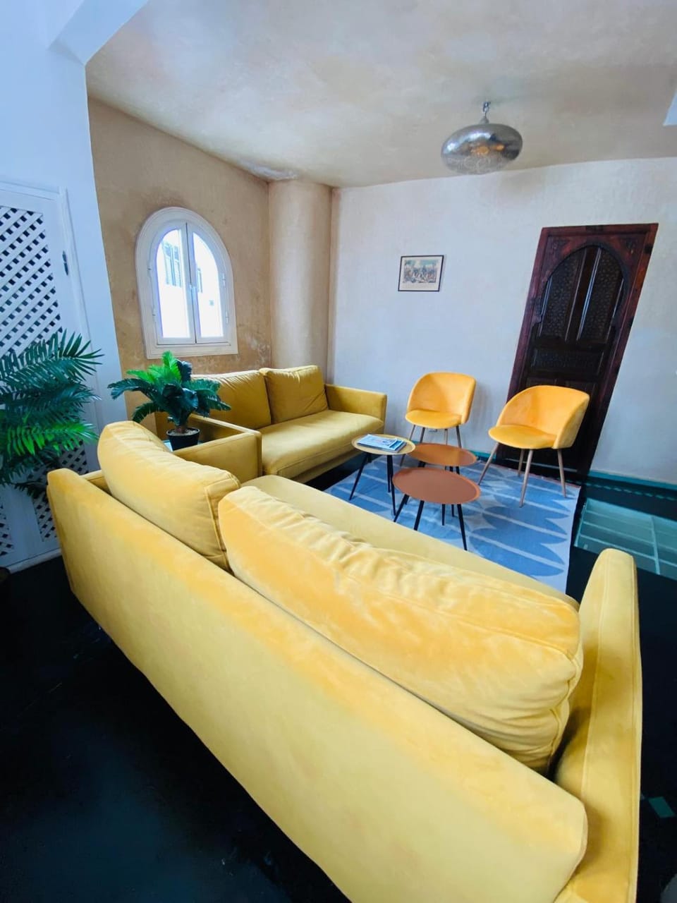Communal lounge/ TV room