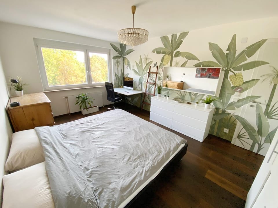 Bed, Bedroom