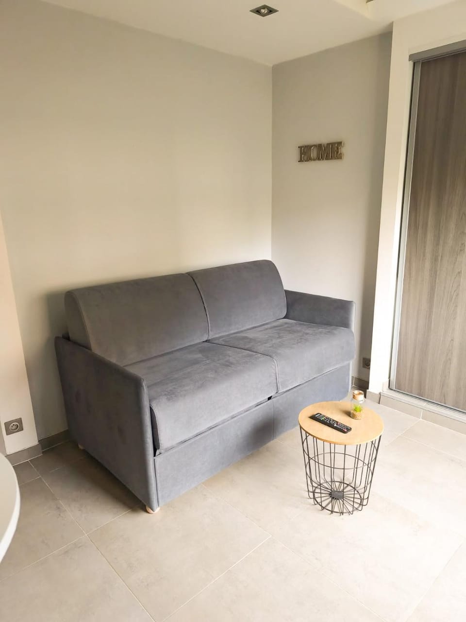 Contemporary 2P Studio Just Steps from the Beach Apartment in Cagnes-sur-Mer