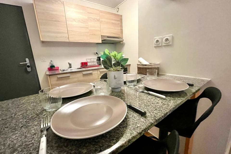 FARE TEMEAO near ferry dock Apartment in Pape'ete