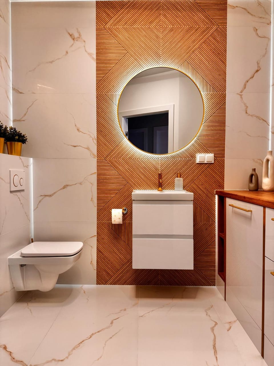 Toilet, Bathroom, washing machine