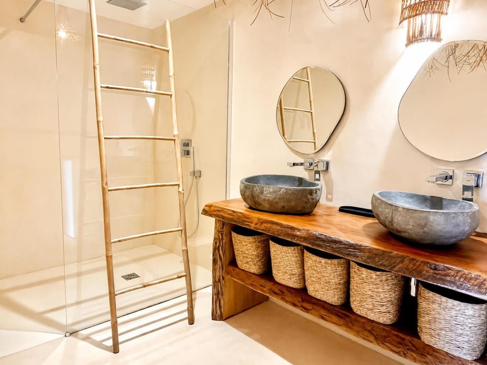 Bathroom, Sea view, Sea view