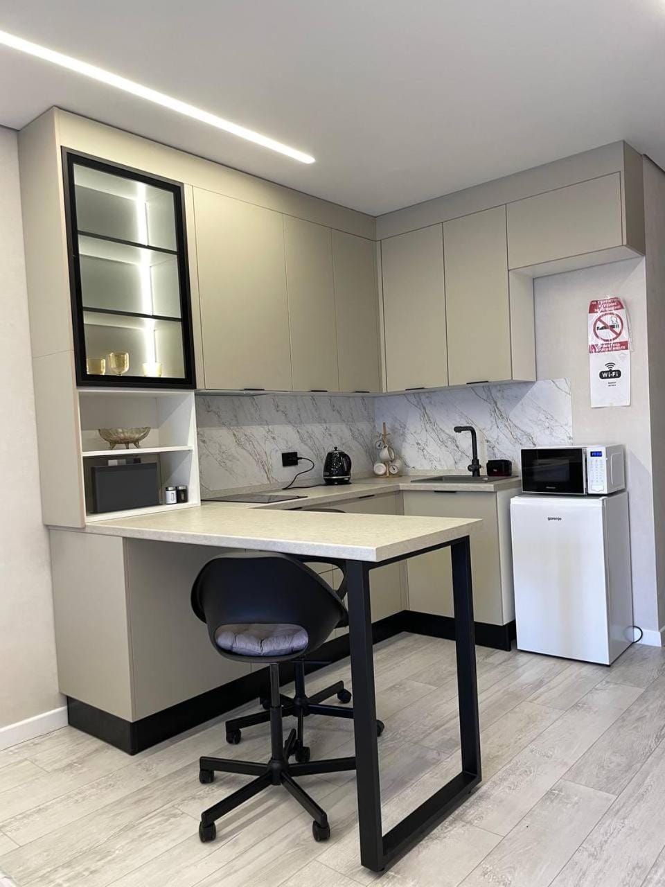 Kitchen or kitchenette